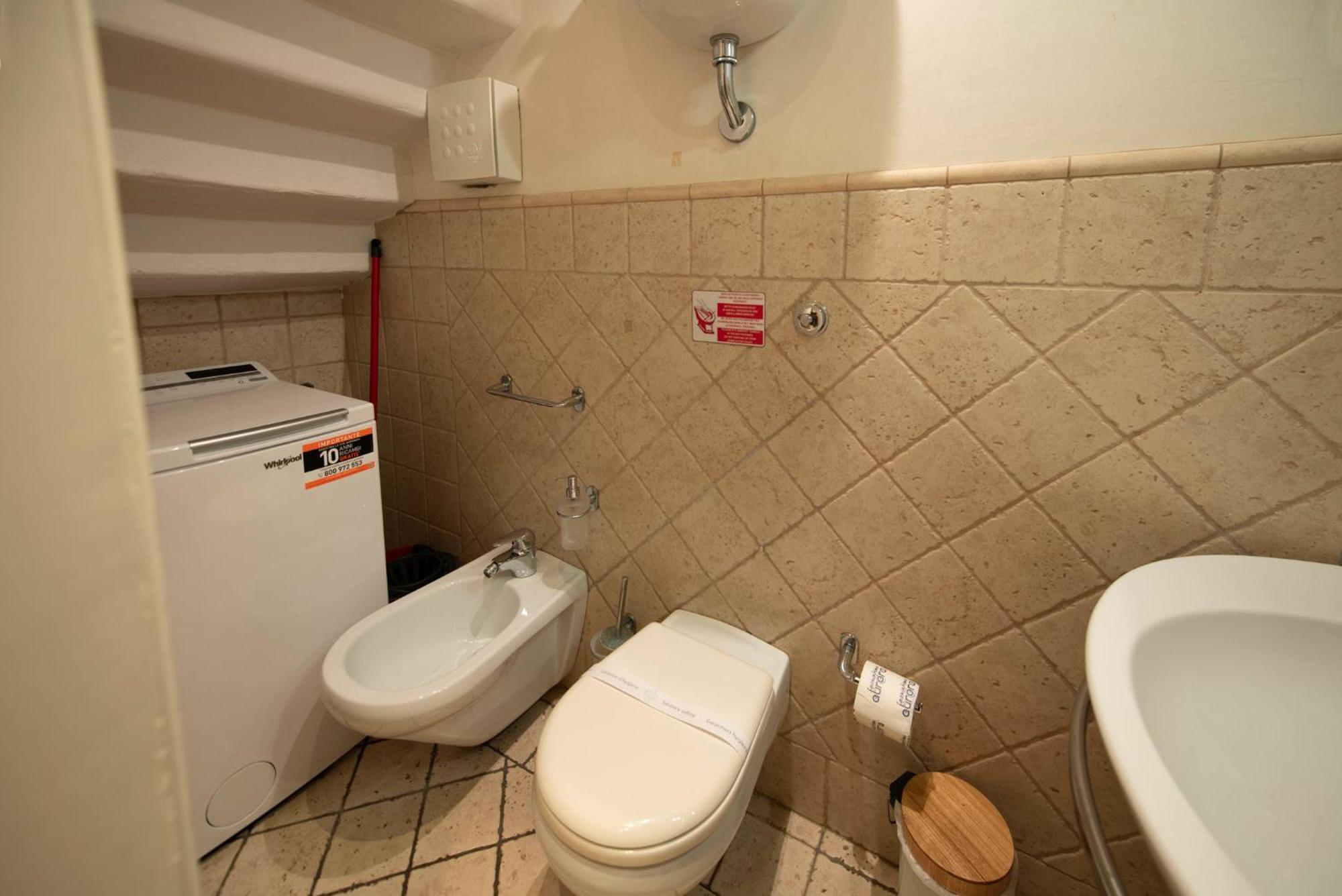 Terme Apartment By Mamo Флоренція Екстер'єр фото